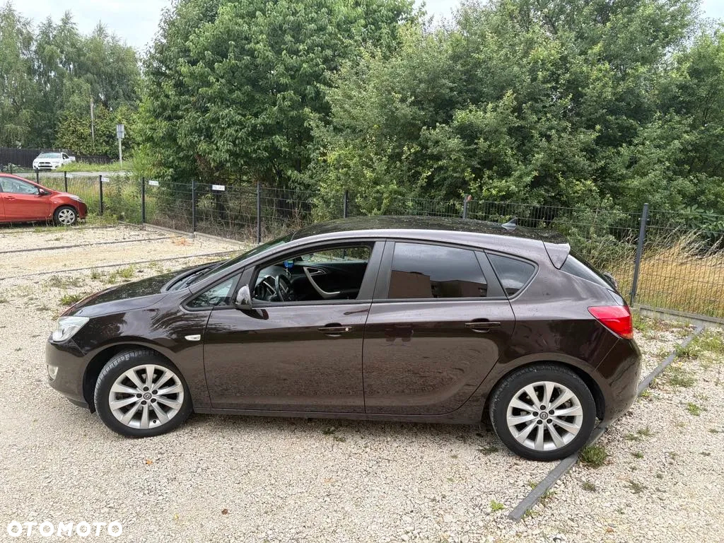 Opel Astra IV 1.4 T Sport - 13