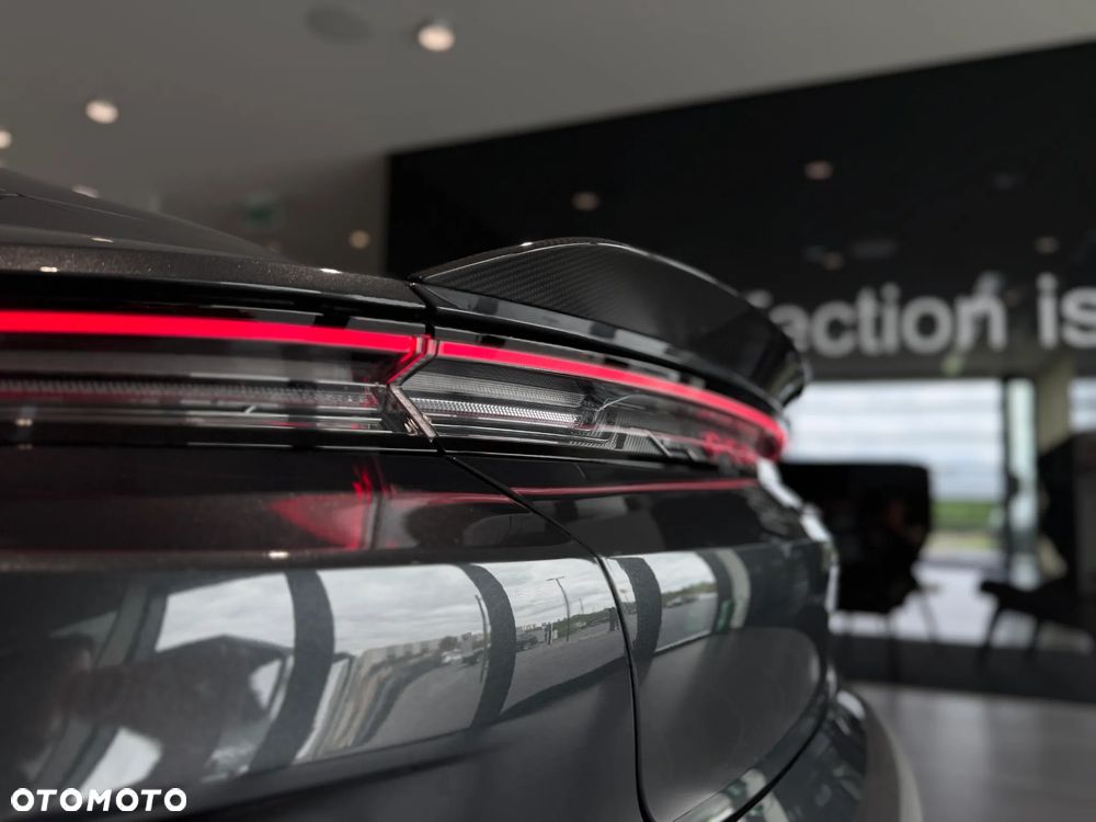 Porsche Taycan 105kWh Turbo GT - 10