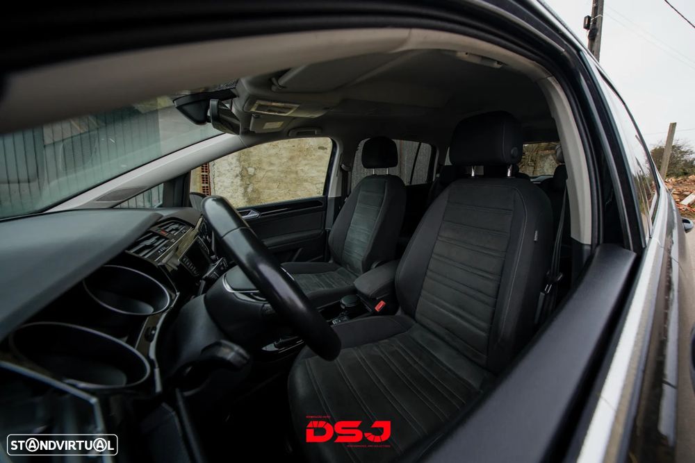 VW Touran 1.6 TDI Highline - 11