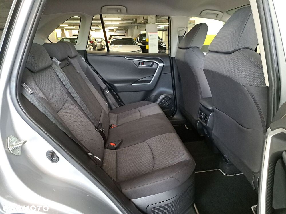 Toyota RAV4 - 15