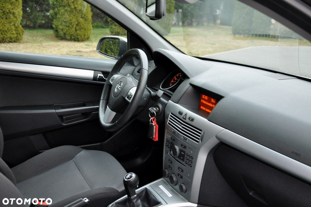 Opel Astra - 18