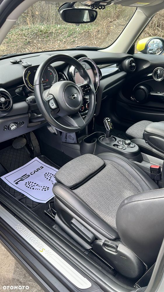 MINI Cooper SE Resolute Edition - 32