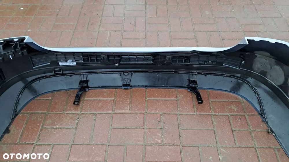 mercedes-benz e w212 zderzak tył sedan przedlift - 13
