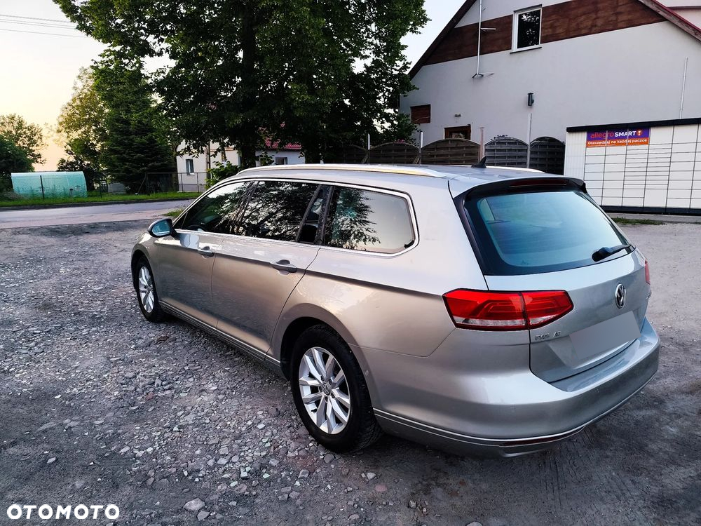 Volkswagen Passat Variant 2.0 TDI SCR DSG Comfortline - 9
