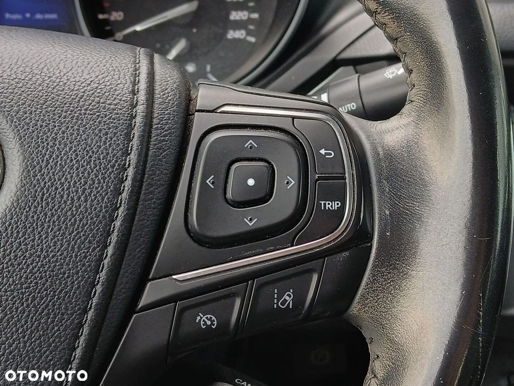 Toyota Avensis 1.8 Premium EU5 - 29