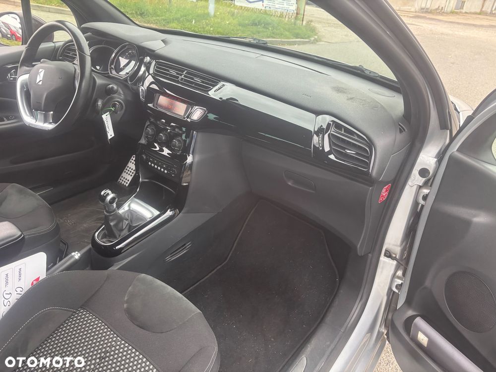 Citroën DS3 VTi 120 SoChic - 26