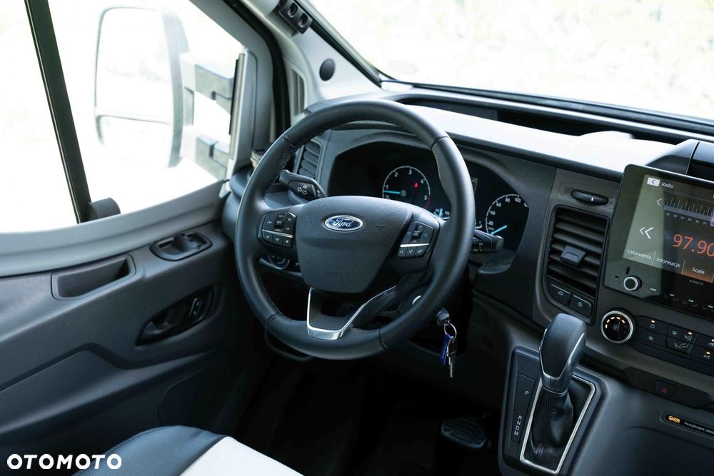 Ford Transit - 12