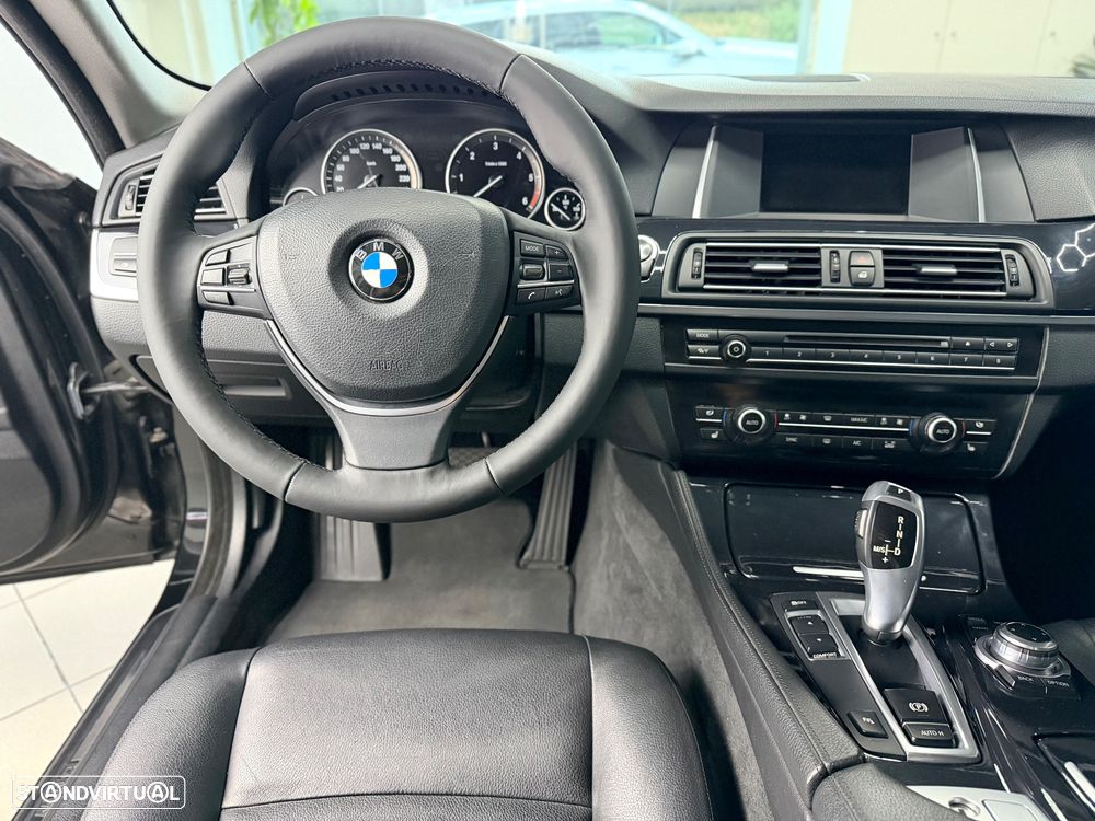 BMW 520 d Auto - 17