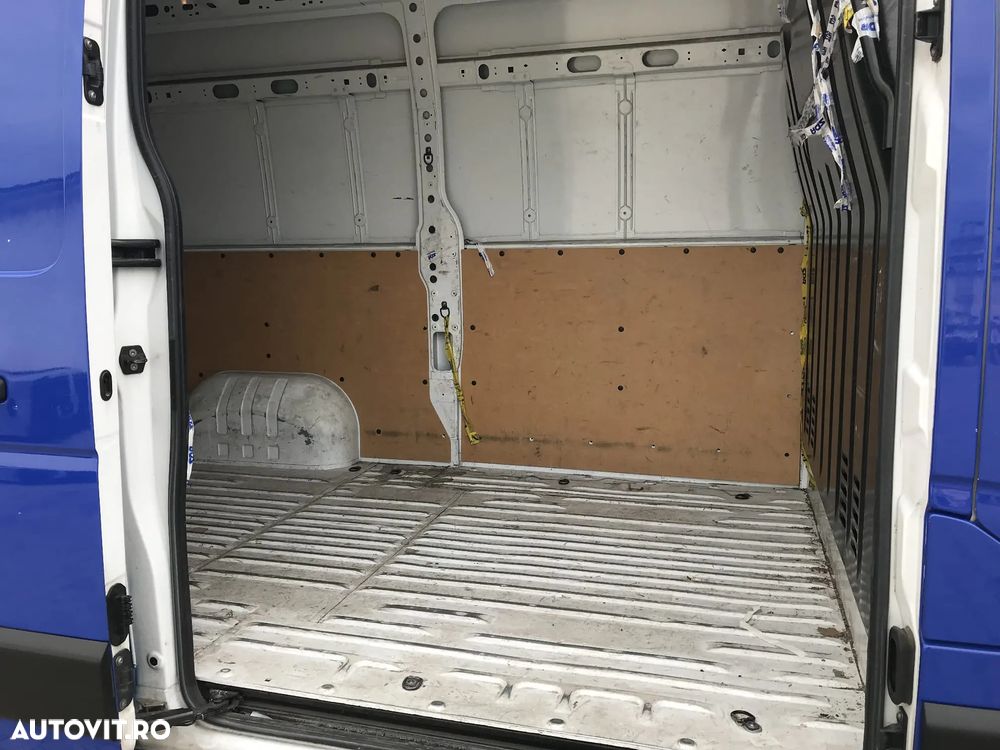 Nissan INTERSTAR / NV400 / MASTER / MOVANO - 35