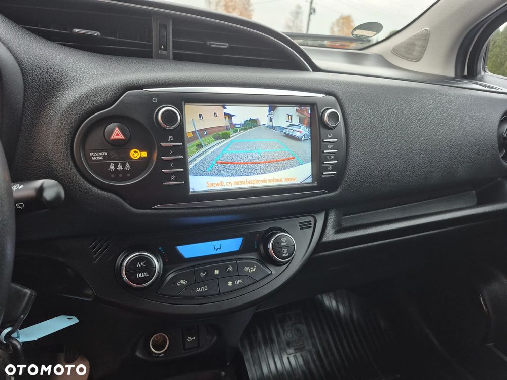 Toyota Yaris Hybrid 1.5 VVT-i Comfort - 20
