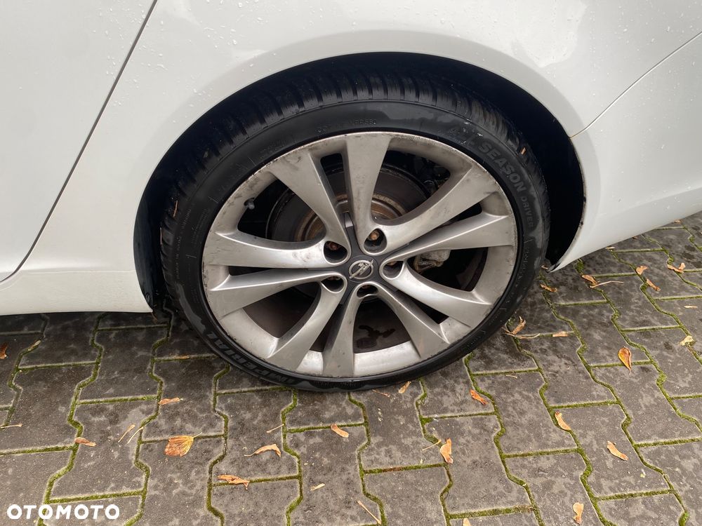 Opel Insignia 2.0 Turbo 4x4 - 9