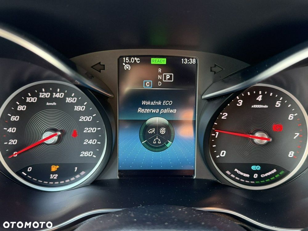 Mercedes-Benz GLC - 16