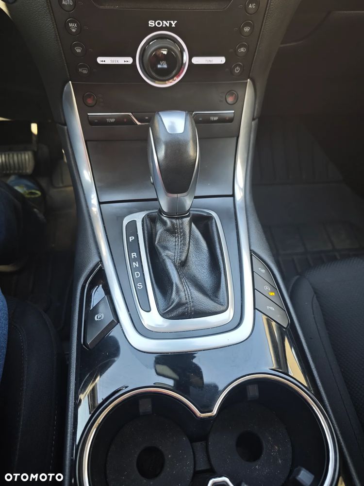 Ford S-Max 2.0 TDCi Titanium PowerShift - 27