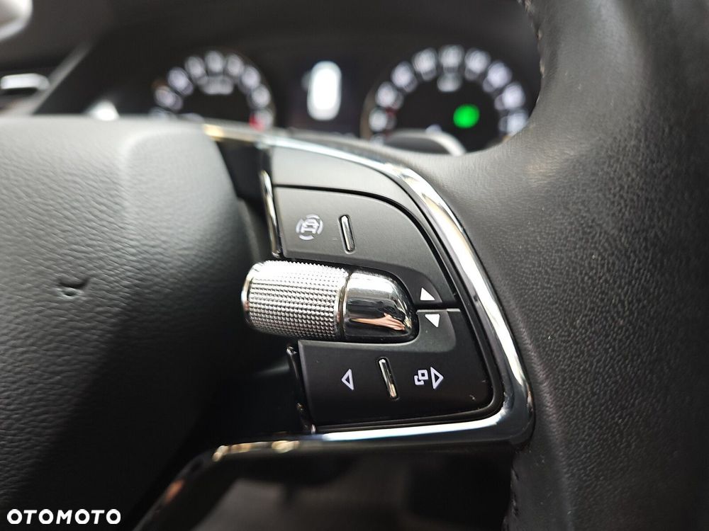 Skoda Octavia 2.0 TDI Ambition DSG - 13