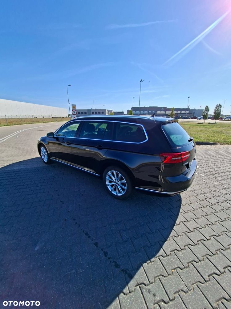 Volkswagen Passat - 15