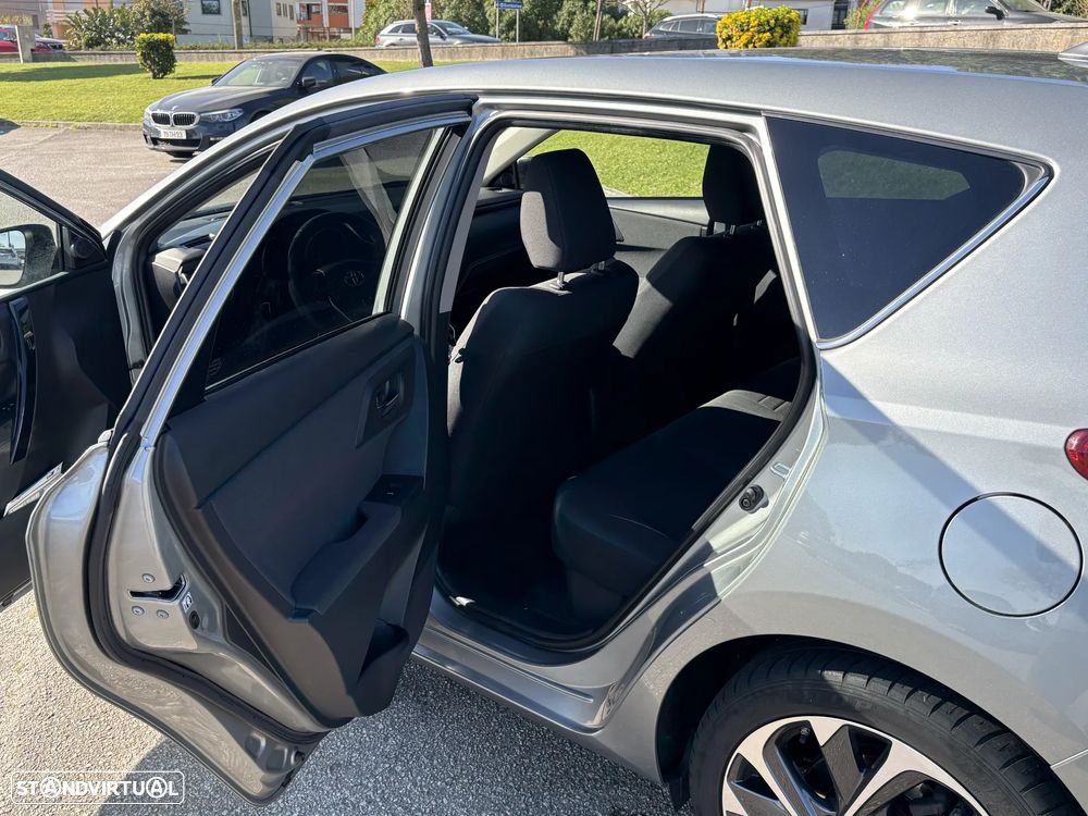 Toyota Auris 1.8 HSD Exclusive+Navi - 5