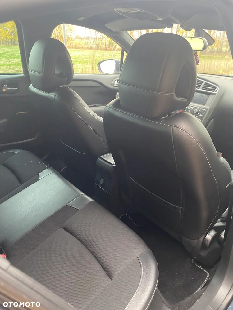 Citroën DS4 1.6 HDi SoChic - 16