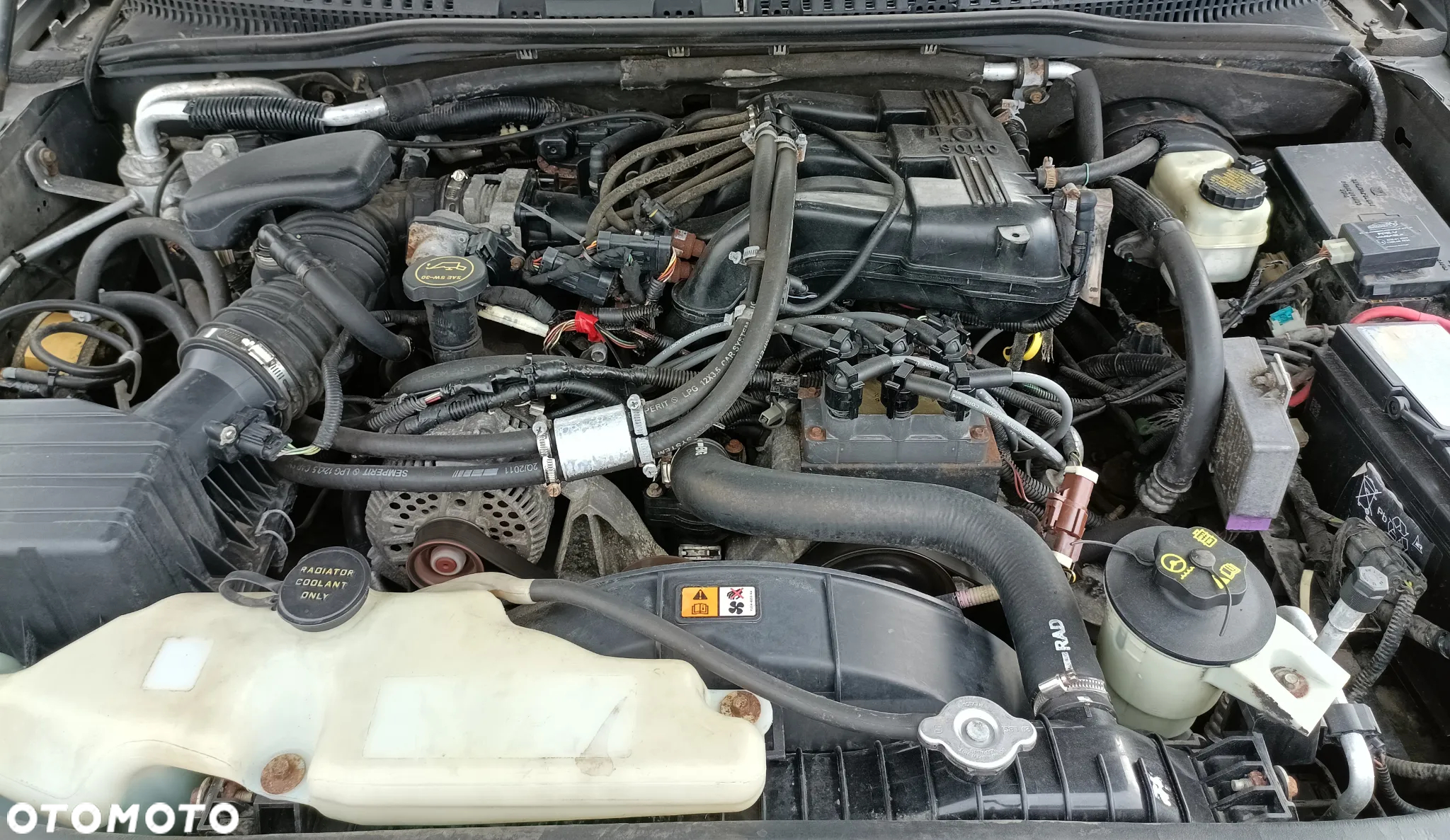 Ford Explorer 4.0 4WD - 25