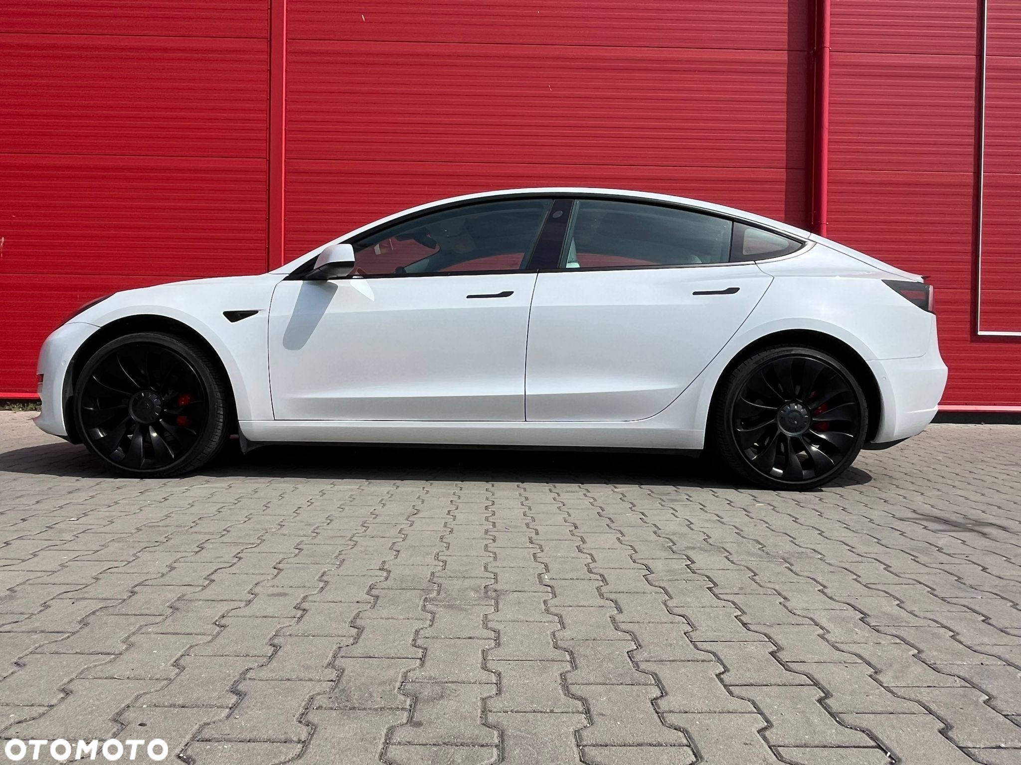 Tesla Model 3 Langstreckenbatterie Allradantrieb Dual Motor Performance - 36