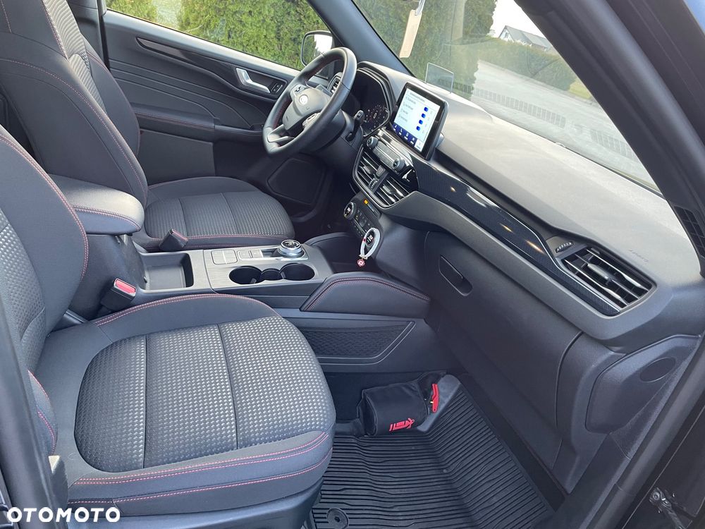 Ford Kuga 2.5P PHEV FWD ST-Line - 16