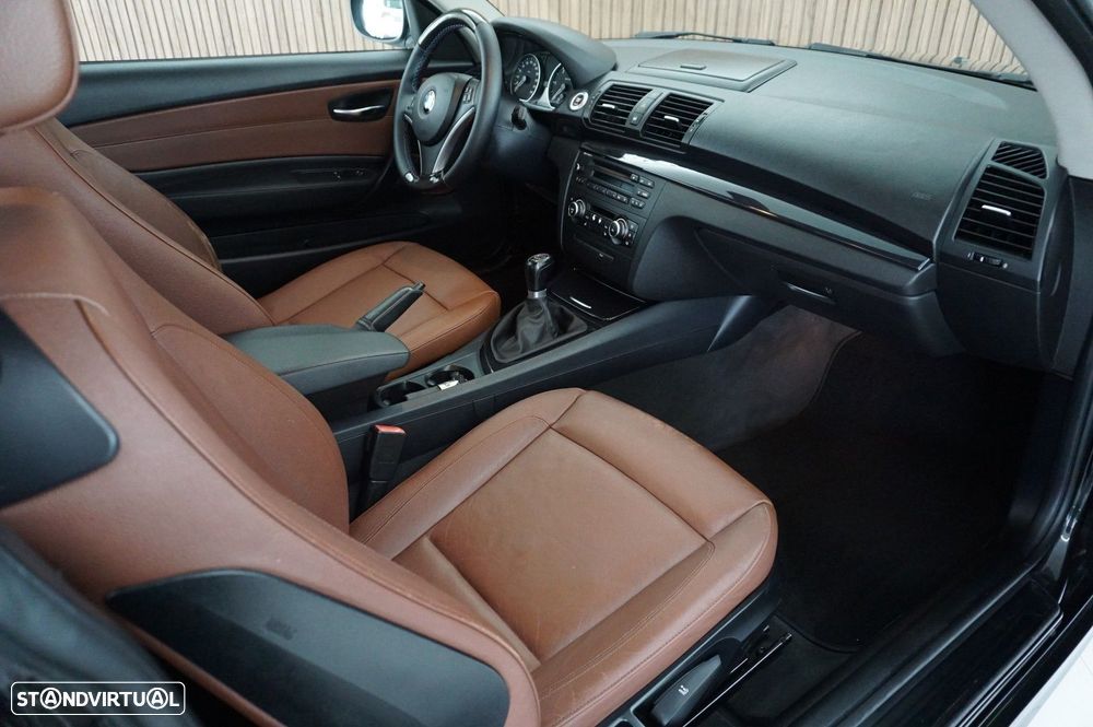 BMW 118 d Line Sport - 10