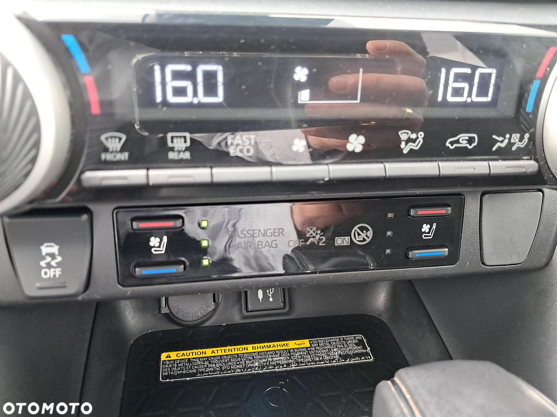 Toyota RAV4 - 16
