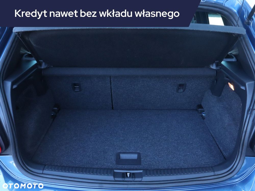 Volkswagen Polo - 15