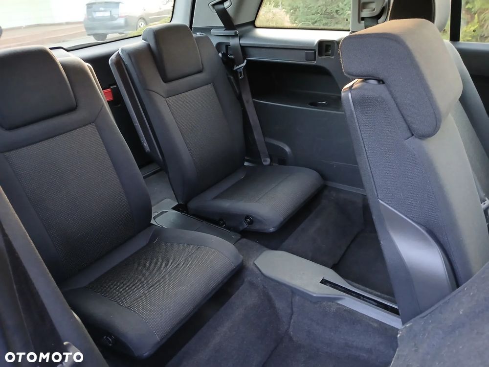 Opel Zafira - 21