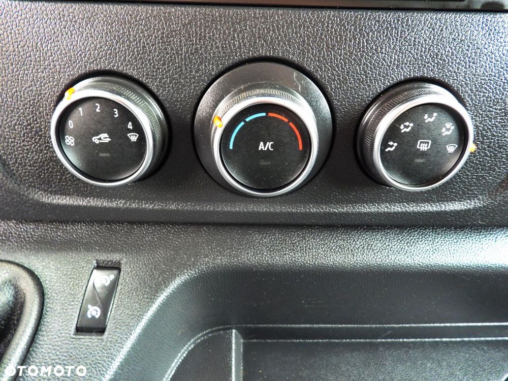 Renault MASTER  PLANDEKA 10 PALET WEBASTO TEMPOMAT LEDY PNEUMATYKA KLIMATYZACJA  165KM - 35