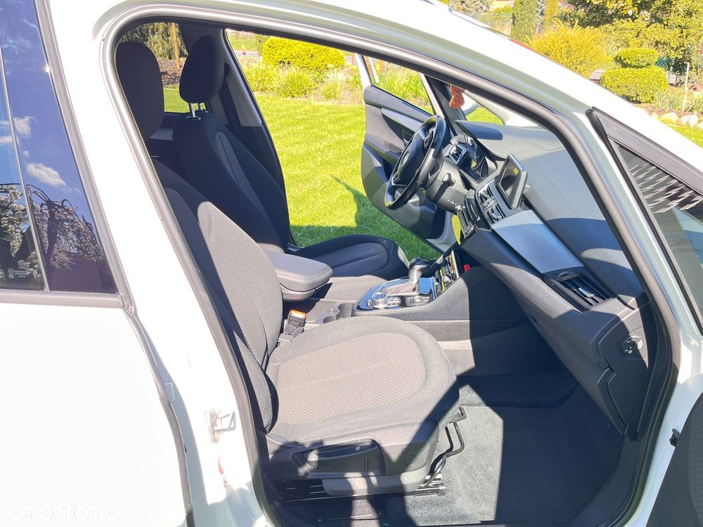 BMW Seria 2 218i - 29