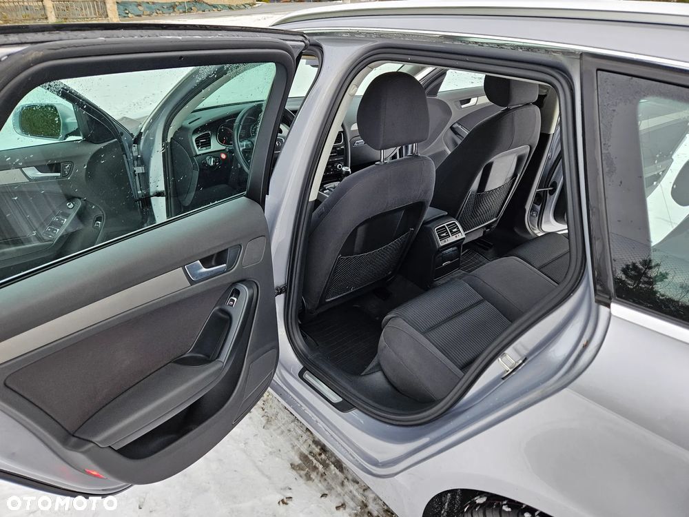 Audi A4 Avant 2.0 TDI DPF Ambition - 13