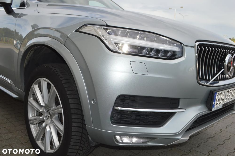 Volvo XC 90 - 30
