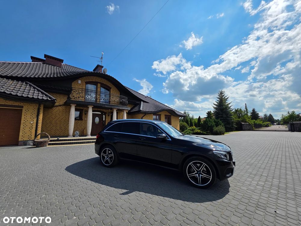 Mercedes-Benz GLC - 28