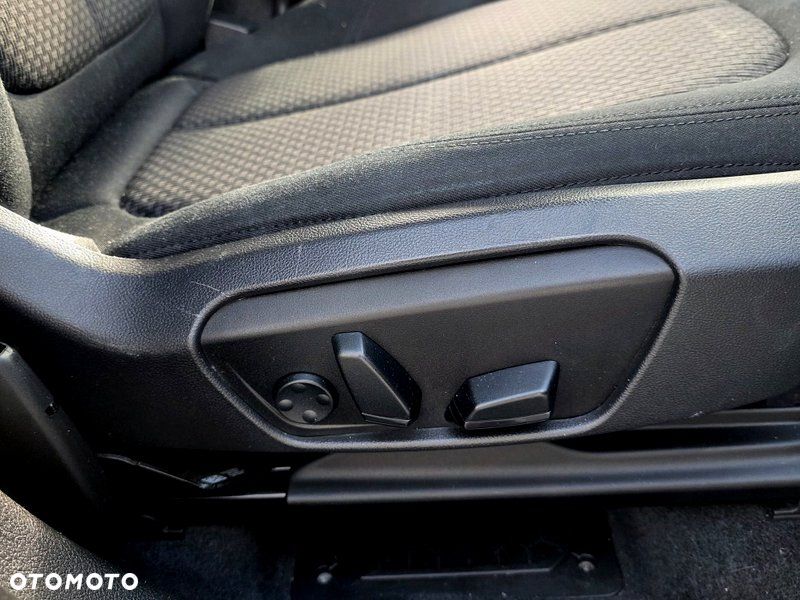 BMW Seria 2 218d GT Advantage sport - 18