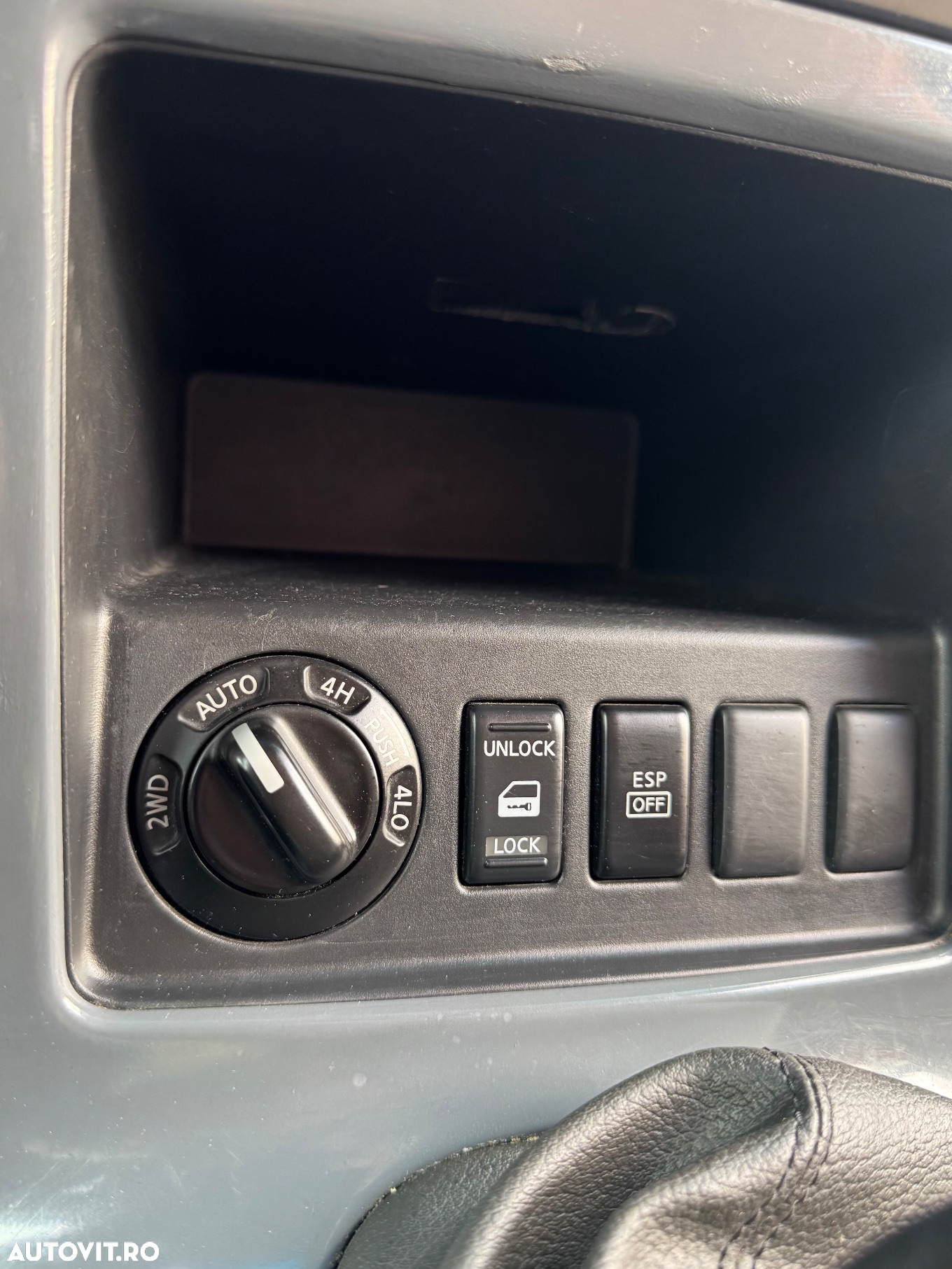 Nissan Pathfinder 2.5 dCi LE - 16