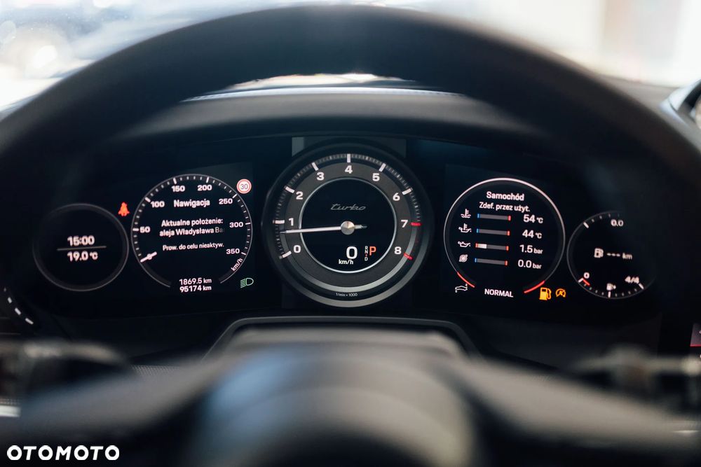 Porsche 911 Turbo - 32