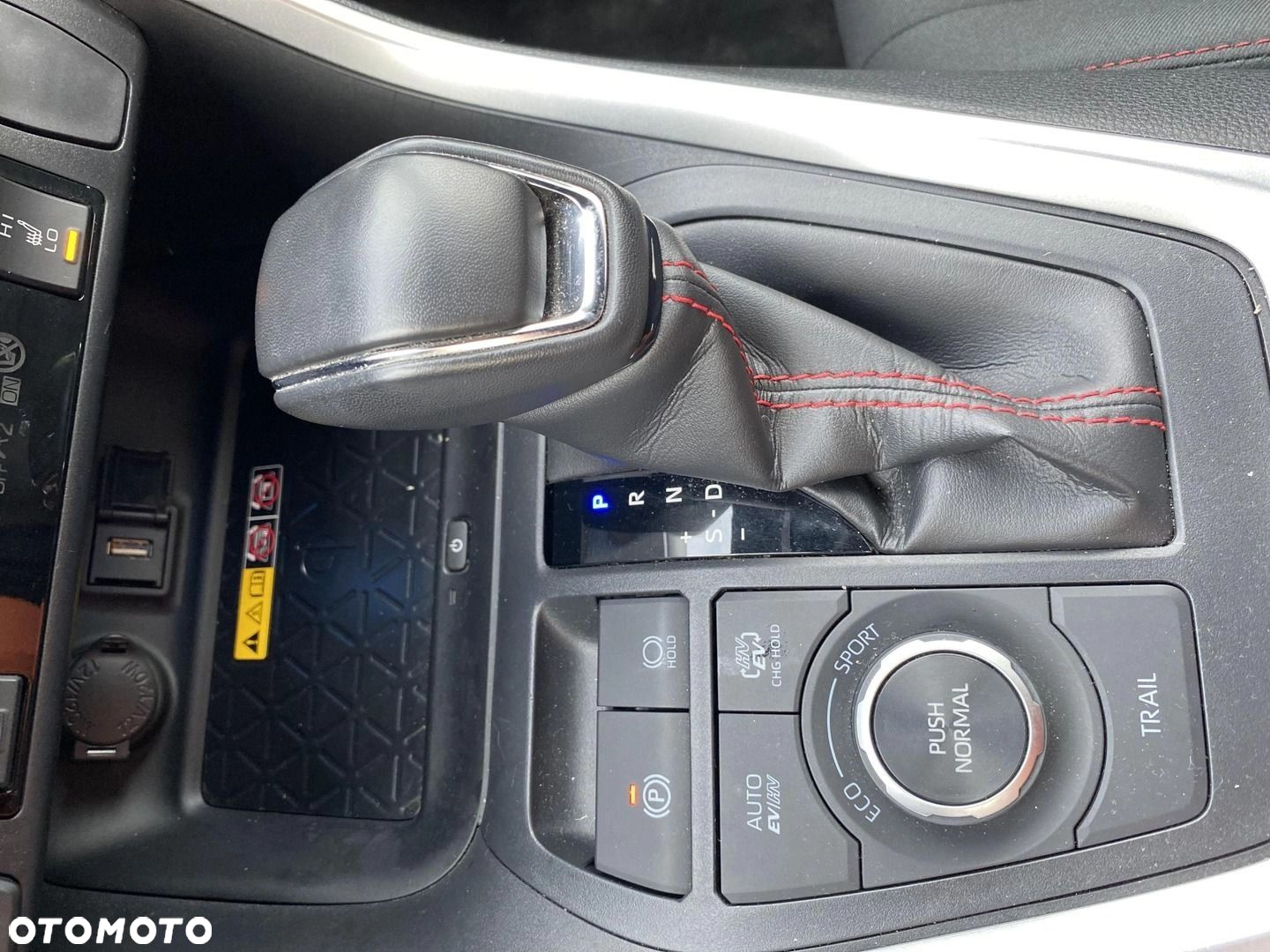Toyota RAV4 - 21
