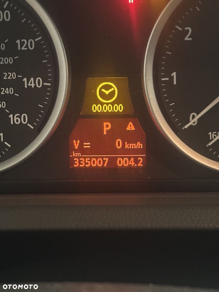 BMW Seria 6 645 Ci - 8