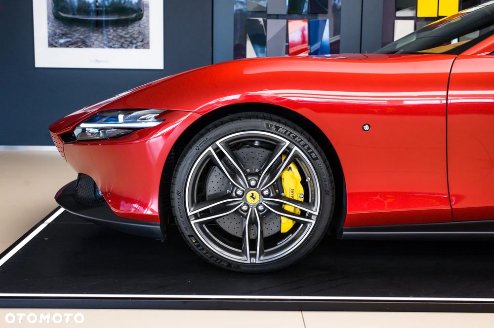 Ferrari Roma Spider - 10