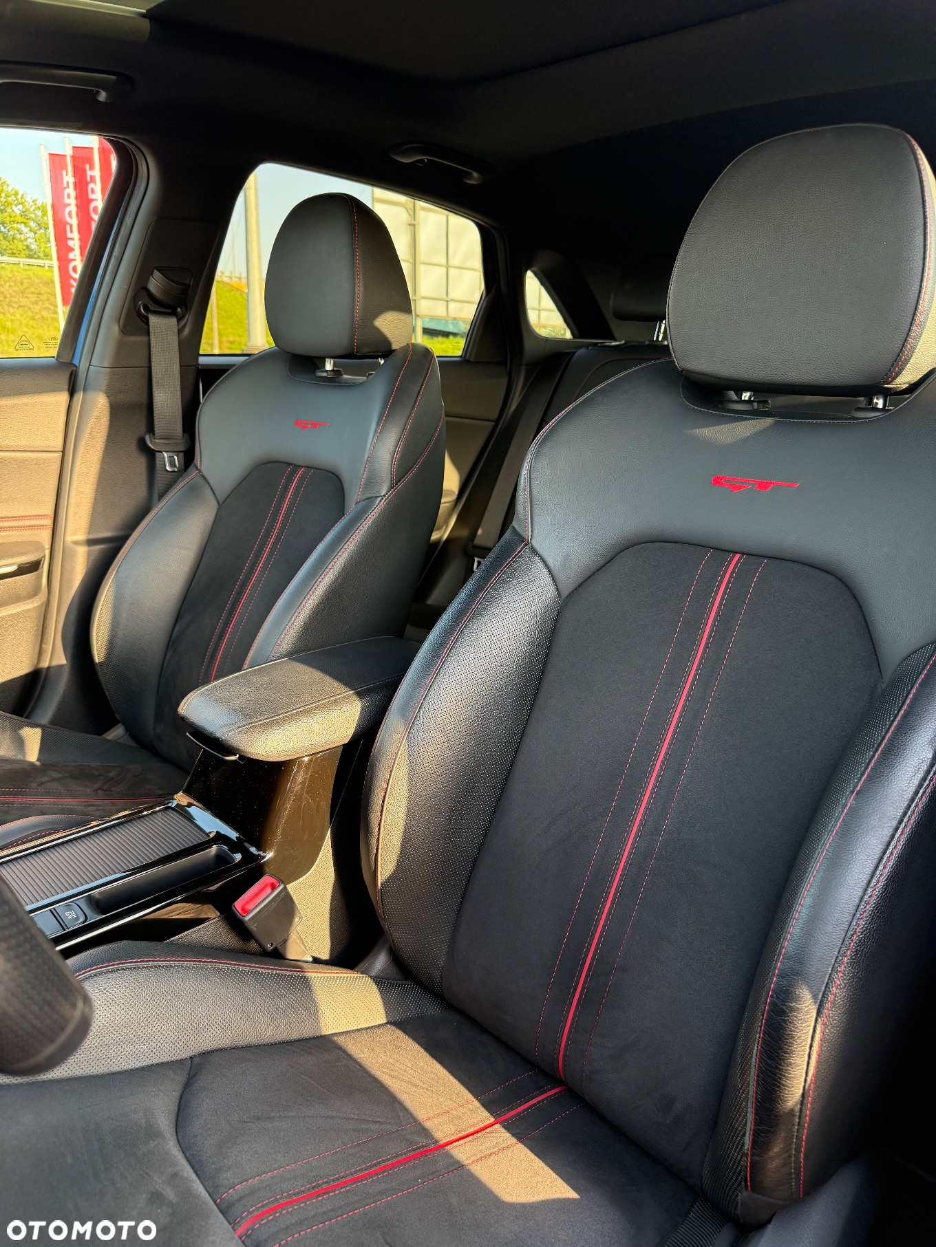 Kia Ceed 1.6 T-GDI GT DCT - 10