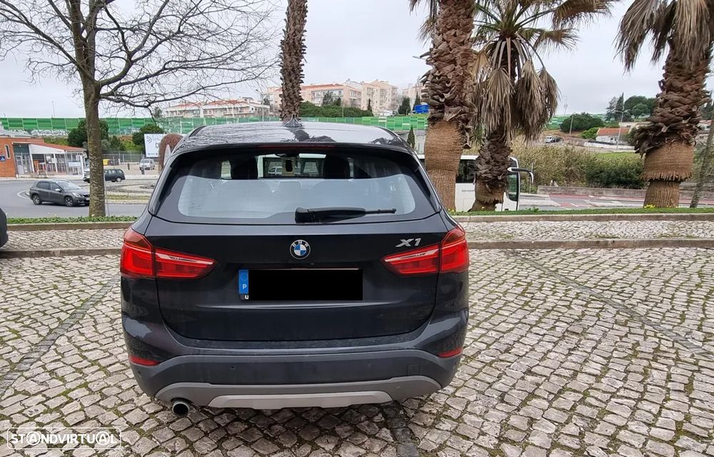 BMW X1 18 d sDrive Auto - 2