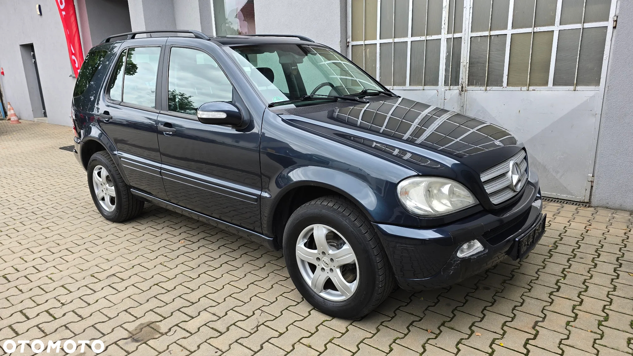 Mercedes-Benz ML 320 - 3