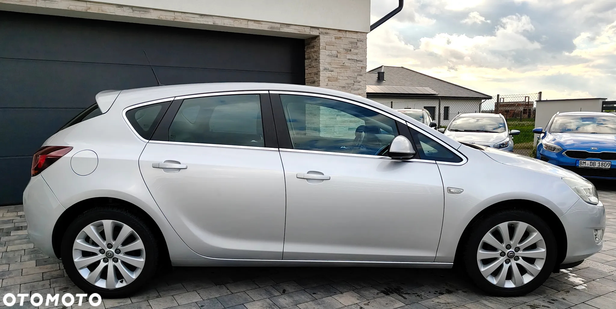 Opel Astra - 9