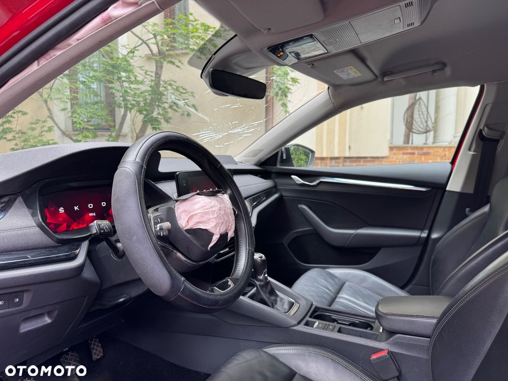 Skoda Octavia 2.0 TDI Sportline - 8