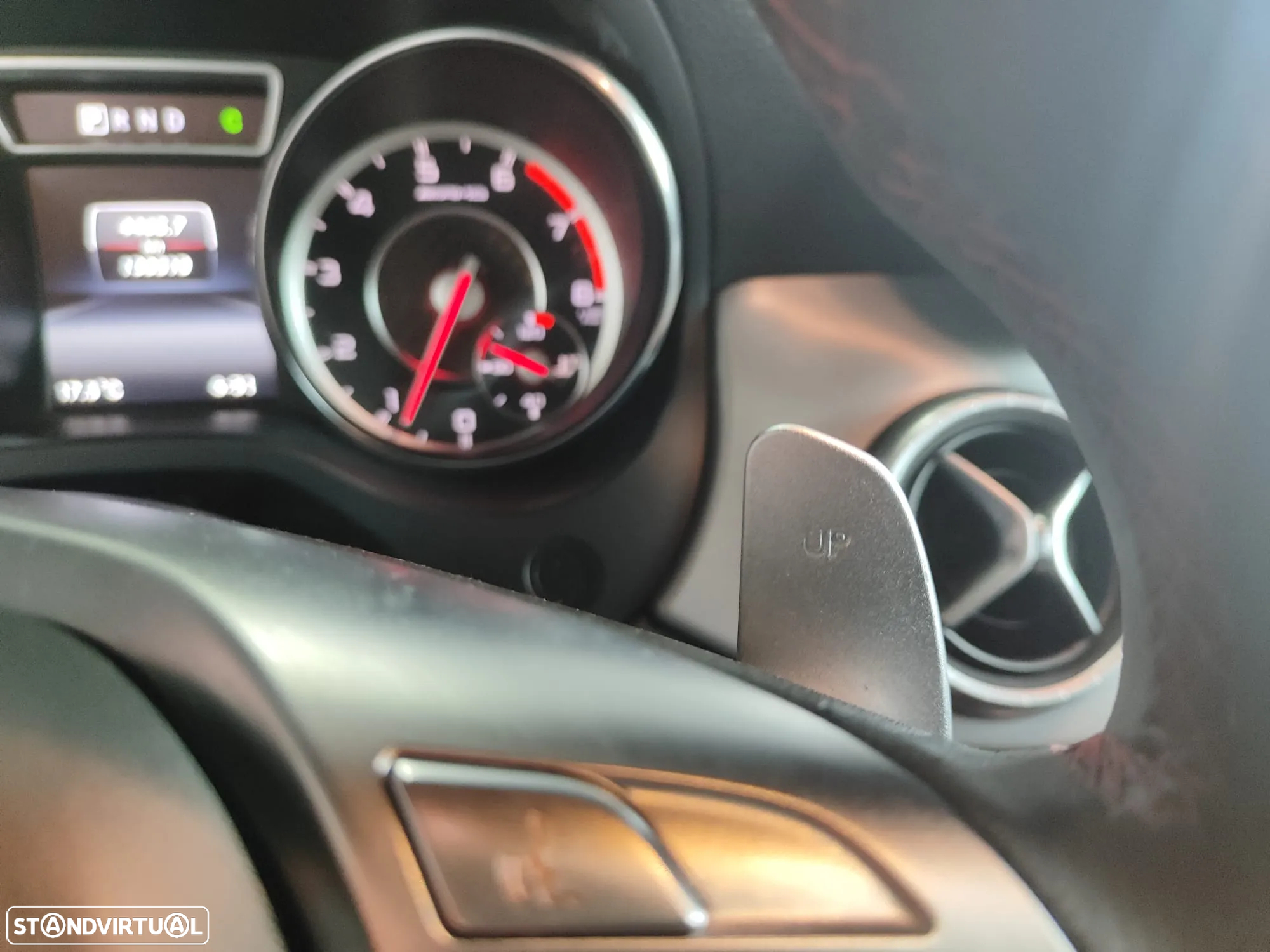 Mercedes-Benz CLA 45 AMG 4-Matic - 29