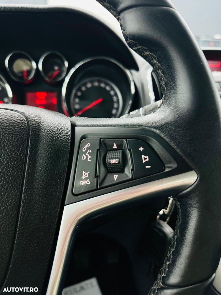 Opel Zafira Tourer 2.0 CDTI ECOFLEX Start/Stop Active - 28