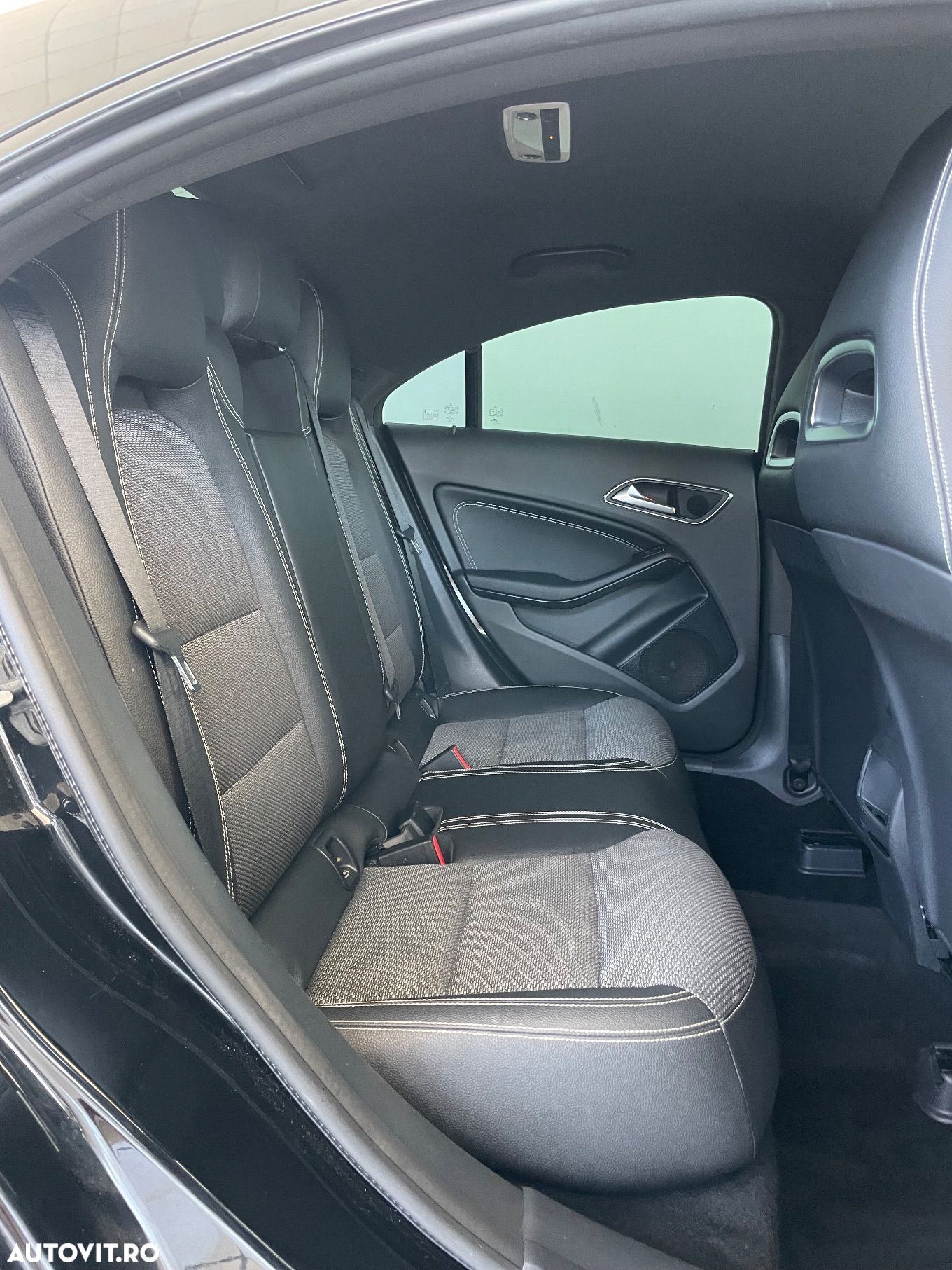 Mercedes-Benz CLA 180 d SB - 29