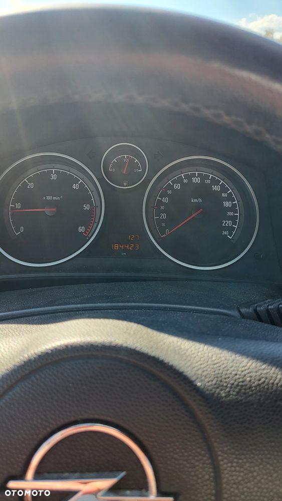 Opel Astra 1.9 CDTI Cosmo - 1