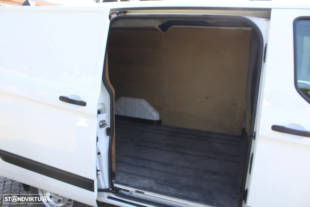 Ford TRANSIT 2.0 TDCI - 3 LUG. A/C - IVA DEDUTIVEL - 8