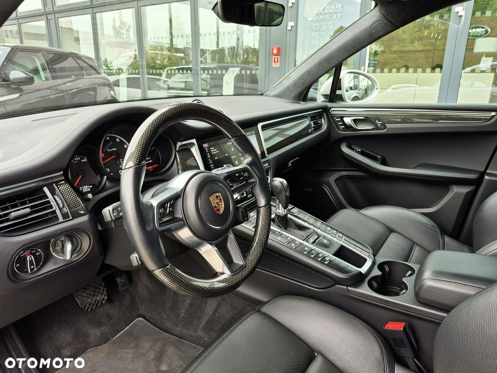 Porsche Macan - 23